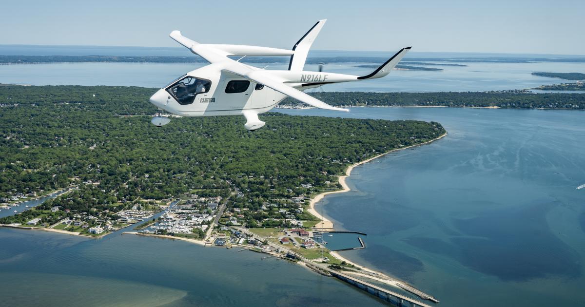Avion électrique Alia CX300 sur une piste d'aérodrome en Nouvelle-Zélande